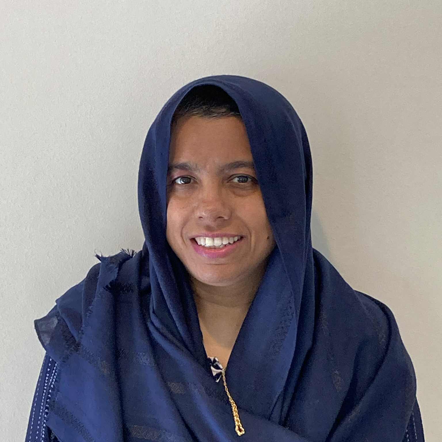 Head shot photo -Noor Hussain